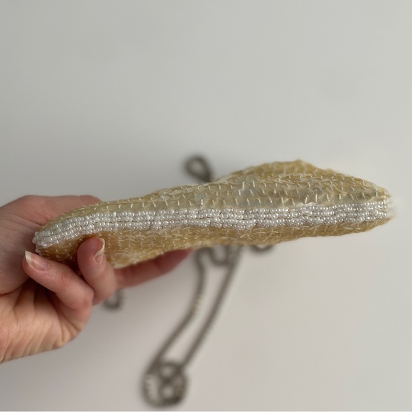 La Regale Cream and Silver Sequin Clutch - Picture 8 of 10